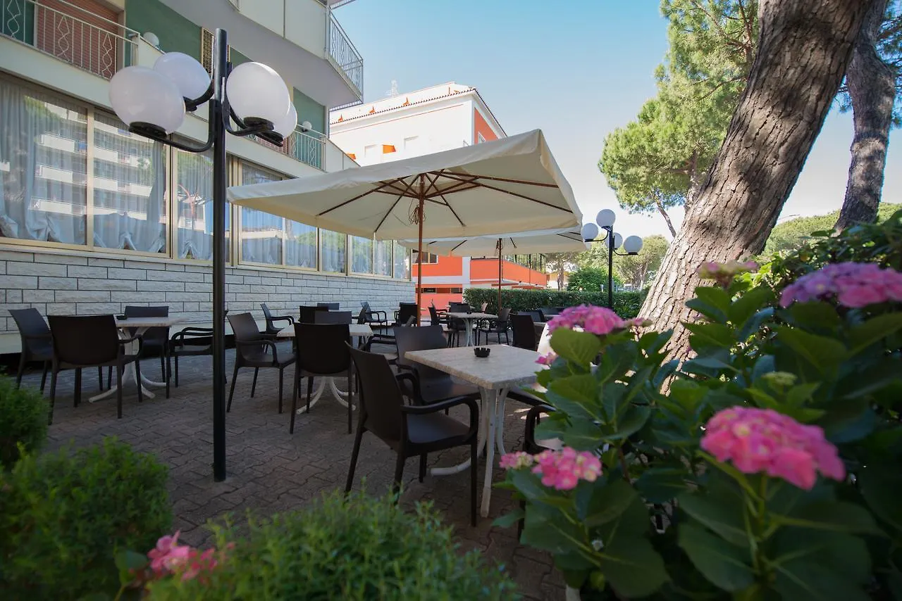 ***  Hotel Lem-Casadei Cervia Itálie